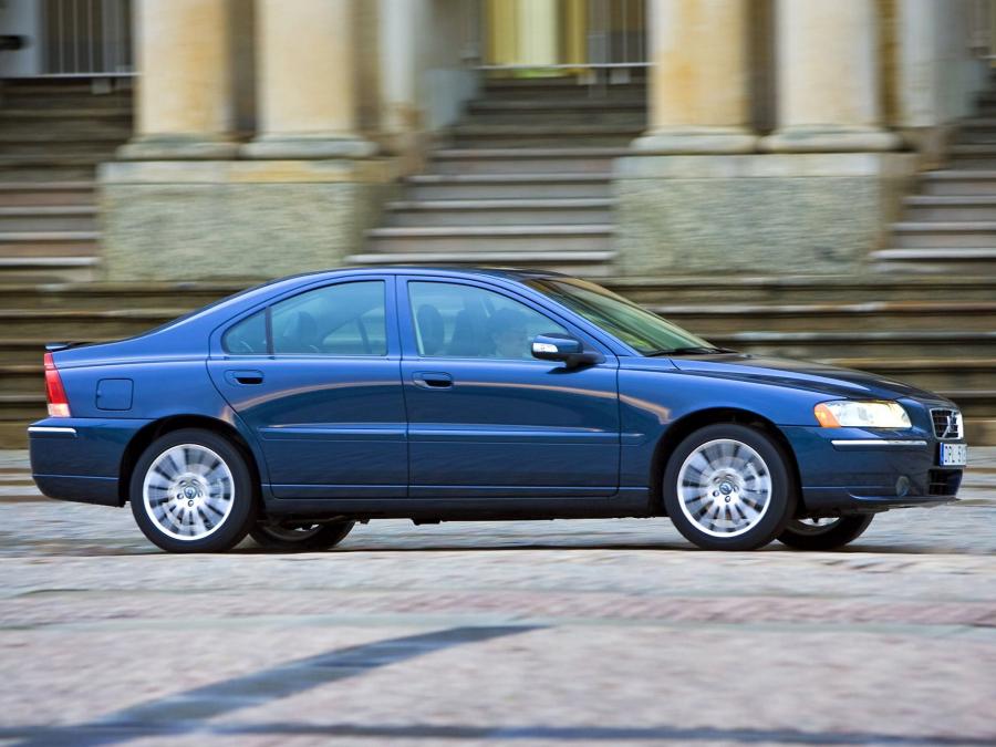  Volvo S60 2007 года  (фото 4 из 10)